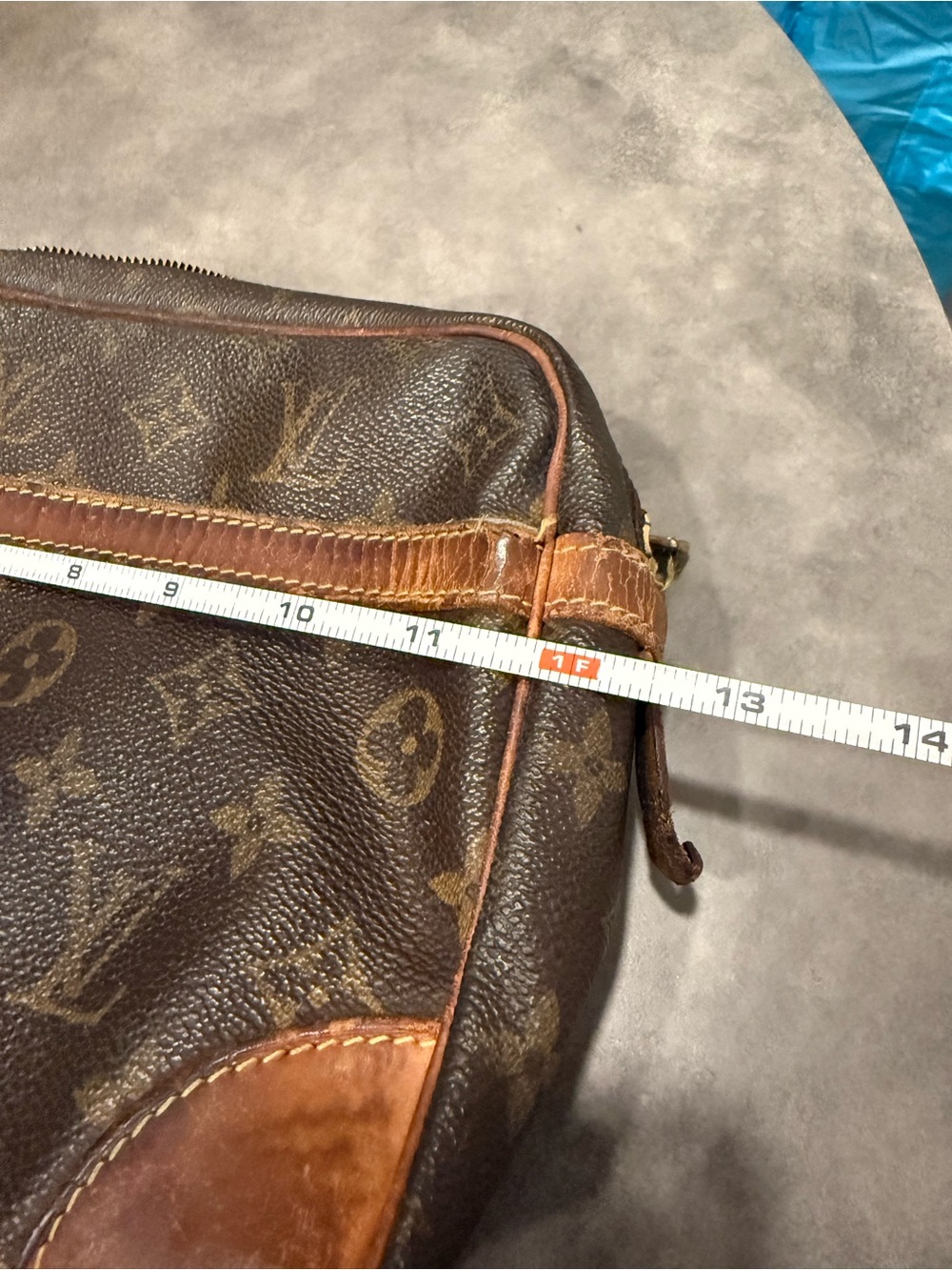 Louis Vuitton Vintage Brown Monogram Canvas Pouch - Picture 4 of 12
